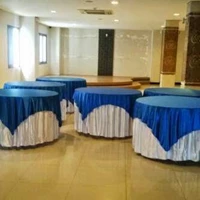 BLUE WHITE PARTY TABLE COVER